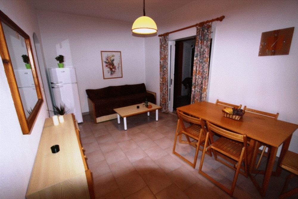 Menigos Resort House Агиос Гордиос Екстериор снимка