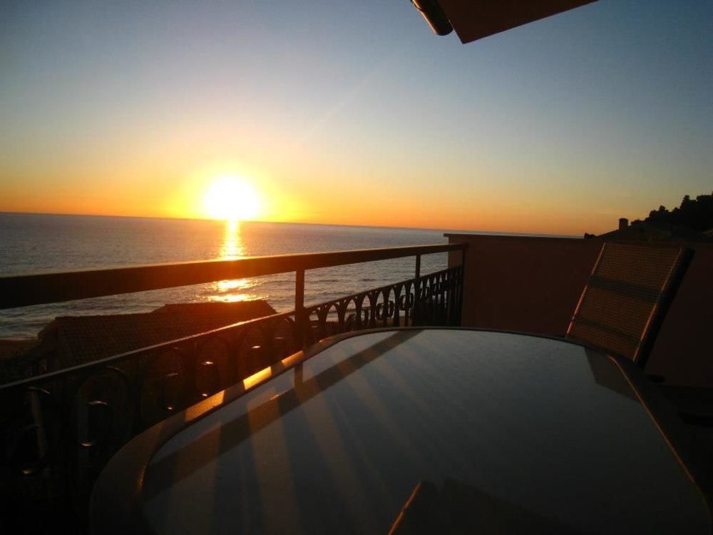 Menigos Resort House Агиос Гордиос Екстериор снимка